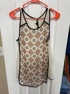 Ovi Cream Tank with Coral and Black Geometric Print